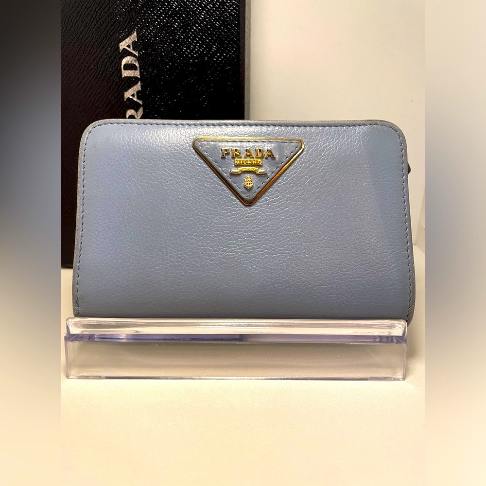 Prada, compact wallet - Picture 4 of 10